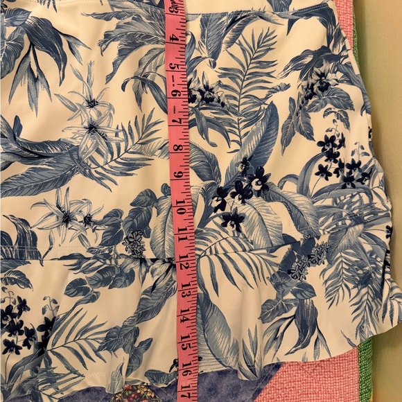 Tommy Bahama Tropical Blue and White Top and Skirt Set - Picture 9 of 11